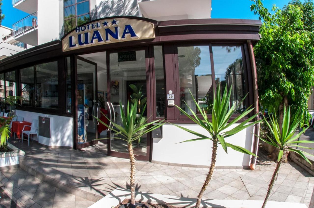 Hotel Luana Riccione Dış mekan fotoğraf